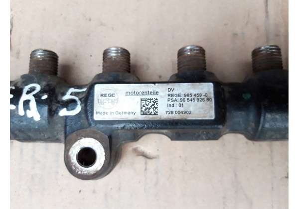 Паливна рейка, рампа форсунок Peugeot, Citroen 1.4, 1.6HDi, 9654592680